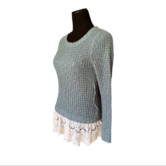 Knox Rose Lace Accent Sweater Size Small - Picture 4 of 8